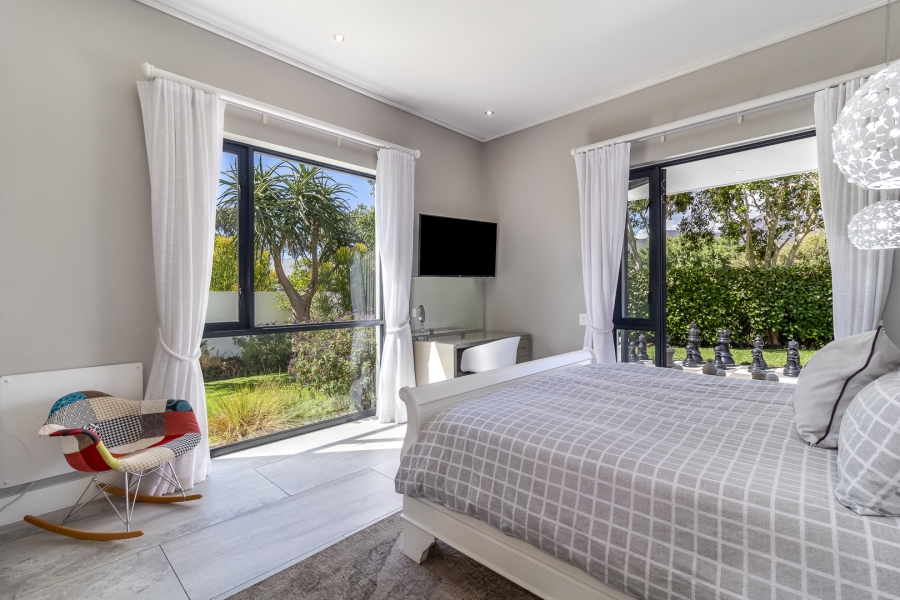 4 Bedroom Property for Sale in Pearl Valley at Val de Vie Western Cape